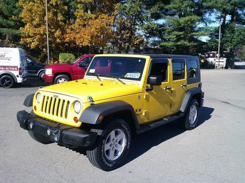 Used 2009 Jeep Wrangler Unlimited X image 1