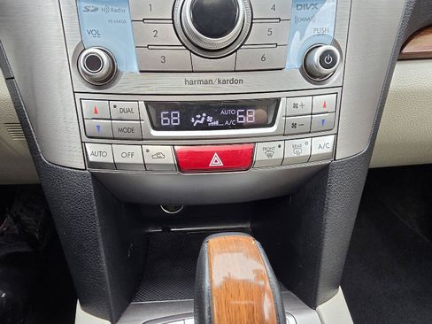 Used 2014 Subaru Outback 2.5i Limited AWD/4WD image 34