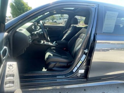 Used 2025 Honda Civic Sport image 12
