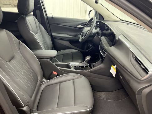 Used 2024 Buick Encore GX Avenir w/ Avenir Convenience Package AWD/4WD image 21