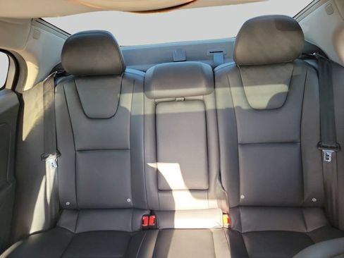 Used 2016 Volvo S60 T5 Inscription Platinum FWD image 9