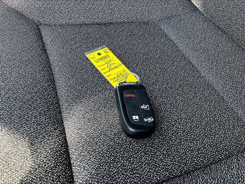 Used 2025 RAM ProMaster 2500 w/ Convenience Group image 12