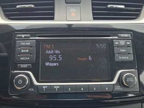 Used 2016 Nissan Sentra SV FWD image 22