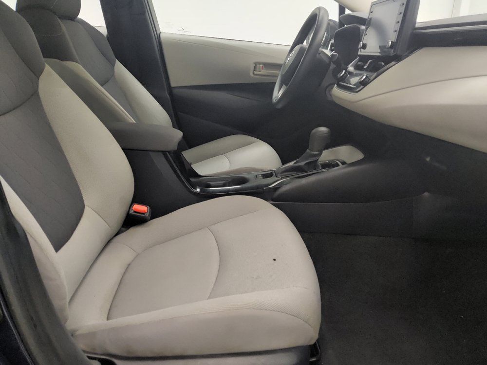 Used 2022 Toyota Corolla LE FWD image 21