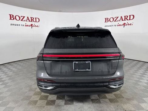 Used 2025 Lincoln Nautilus Black Label image 7