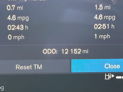 Certified 2025 Volvo XC90 B5 Core image 36