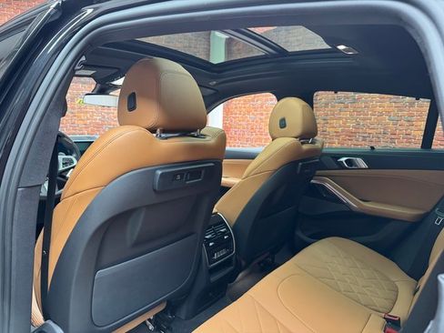 Certified 2023 BMW X6 xDrive40i w/ Executive Package image 24