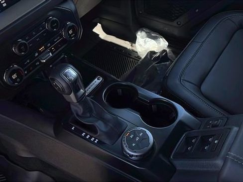 New 2026 Ford Bronco Outer Banks image 26