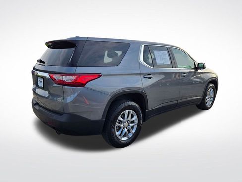 Used 2020 Chevrolet Traverse LS AWD/4WD image 3