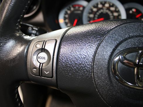 Used 2010 Toyota RAV4 Limited FWD image 21