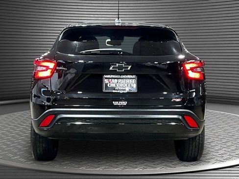 Certified 2024 Chevrolet Trax RS w/ Driver Confidence Package FWD image 5