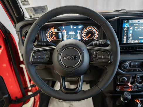 New 2026 Jeep Wrangler Unlimited Rubicon AWD/4WD image 31