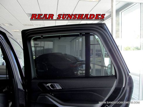 Used 2022 BMW X5 sDrive40i w/ M Sport Package RWD image 11