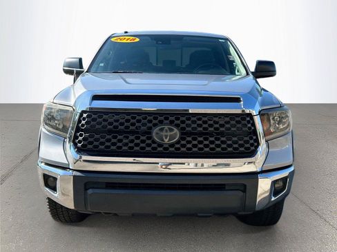 Used 2018 Toyota Tundra SR5 AWD/4WD image 9