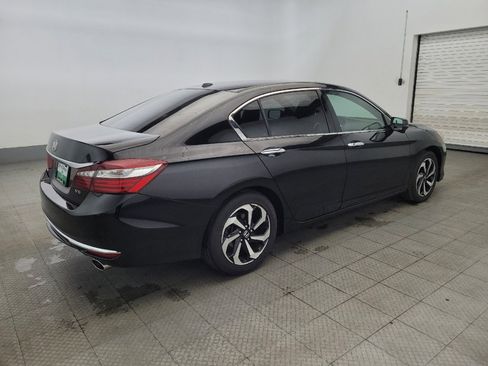 Used 2017 Honda Accord EX-L image 10
