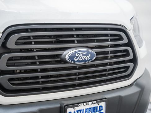 Used 2018 Ford Transit 250 148 Medium Roof RWD image 13