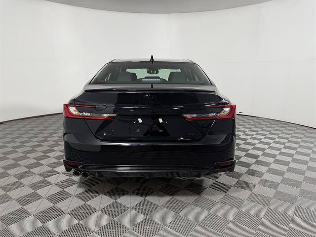 New 2026 Toyota Camry Hybrid AWD/4WD image 8