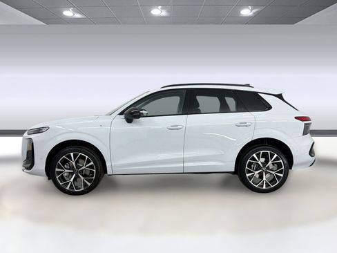 New 2026 Audi Q3 quattro 2.0T image 2