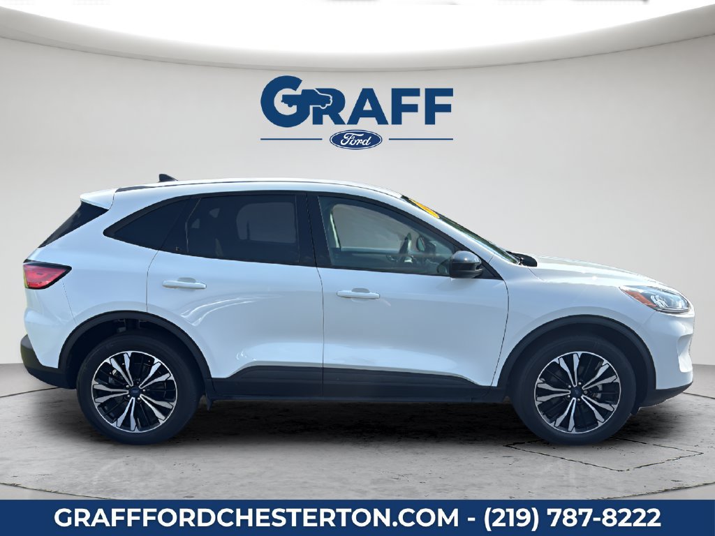 Used 2021 Ford Escape SE w/ SE Sport Appearance Package AWD/4WD image 6