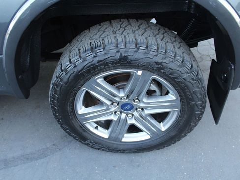 Used 2019 Ford F150 XLT w/ Equipment Group 302A Luxury image 14