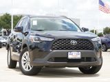Used 2022 Toyota Corolla Cross LE image 2