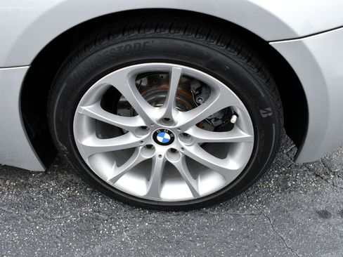 Used 2006 BMW Z4 3.0i image 42