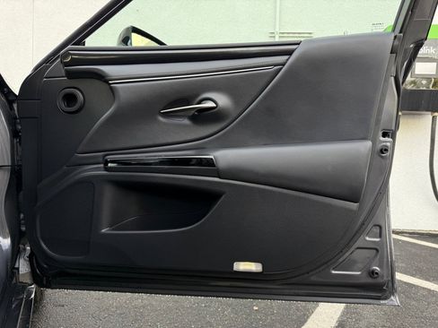 Certified 2025 Lexus ES 350 image 28