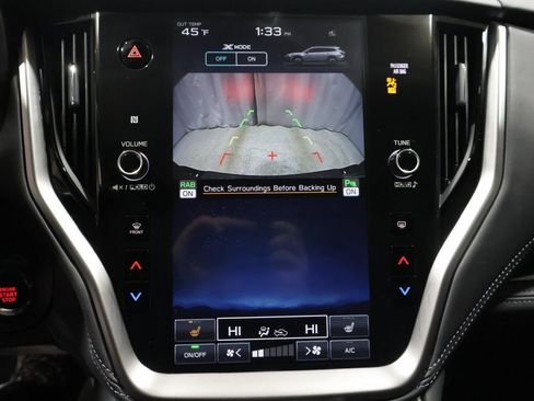 Used 2025 Subaru Outback Limited image 27