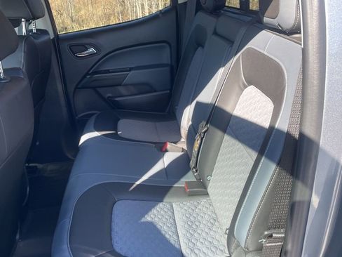 Used 2022 Chevrolet Colorado Z71 w/ Safety Package image 7