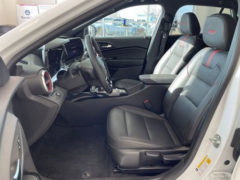 Used 2024 Chevrolet Trax RS w/ Driver Confidence Package image 8