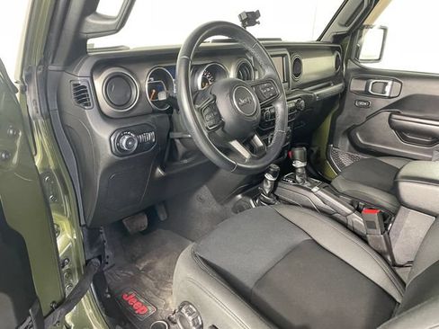 Used 2021 Jeep Wrangler Sport AWD/4WD image 3