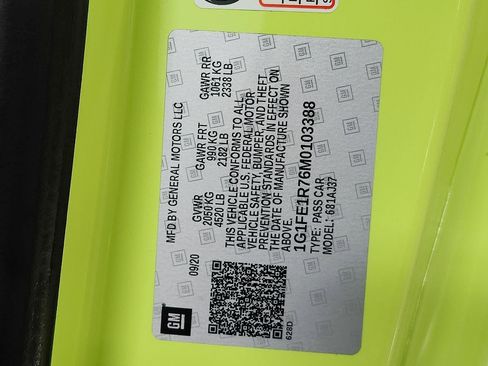 Used 2021 Chevrolet Camaro SS image 19