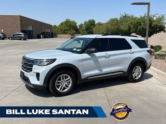 Used 2025 Ford Explorer Active RWD video 1