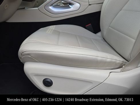 Used 2021 Mercedes-Benz GLS 450 4MATIC image 18