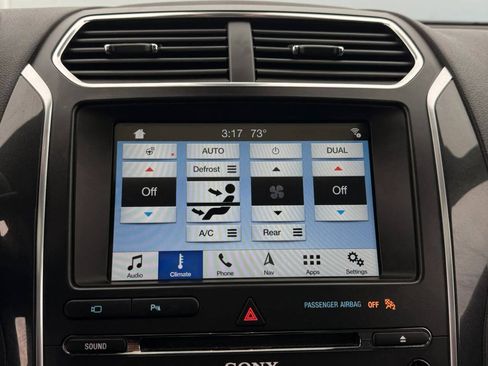 Used 2018 Ford Explorer Sport w/ Equipment Group 401A AWD/4WD image 10