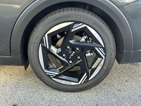 New 2026 Kia K4 EX image 11