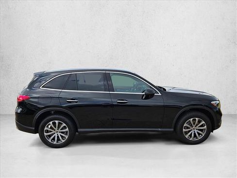 Certified 2026 Mercedes-Benz GLC 300 image 4