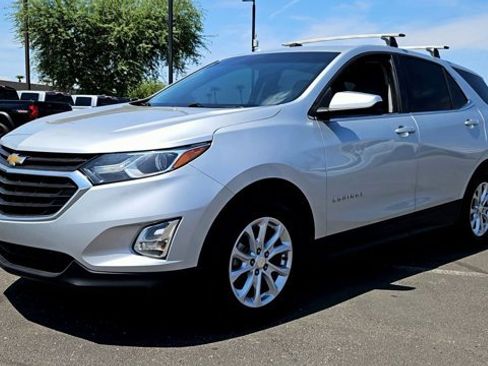 Certified 2018 Chevrolet Equinox LT FWD image 4