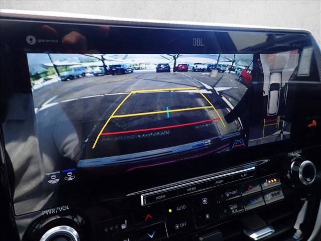 Certified 2021 Toyota Highlander Platinum AWD/4WD image 25