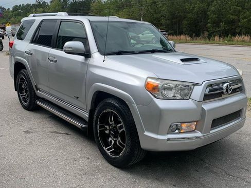 Used 2013 Toyota 4Runner SR5 image 3