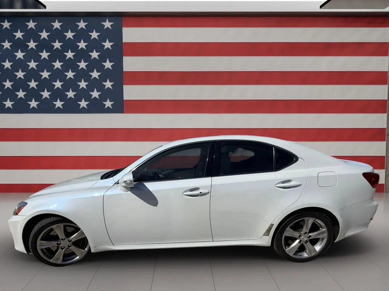 Used 2011 Lexus IS 350 w/ Premium Pkg Value Edition RWD image 4