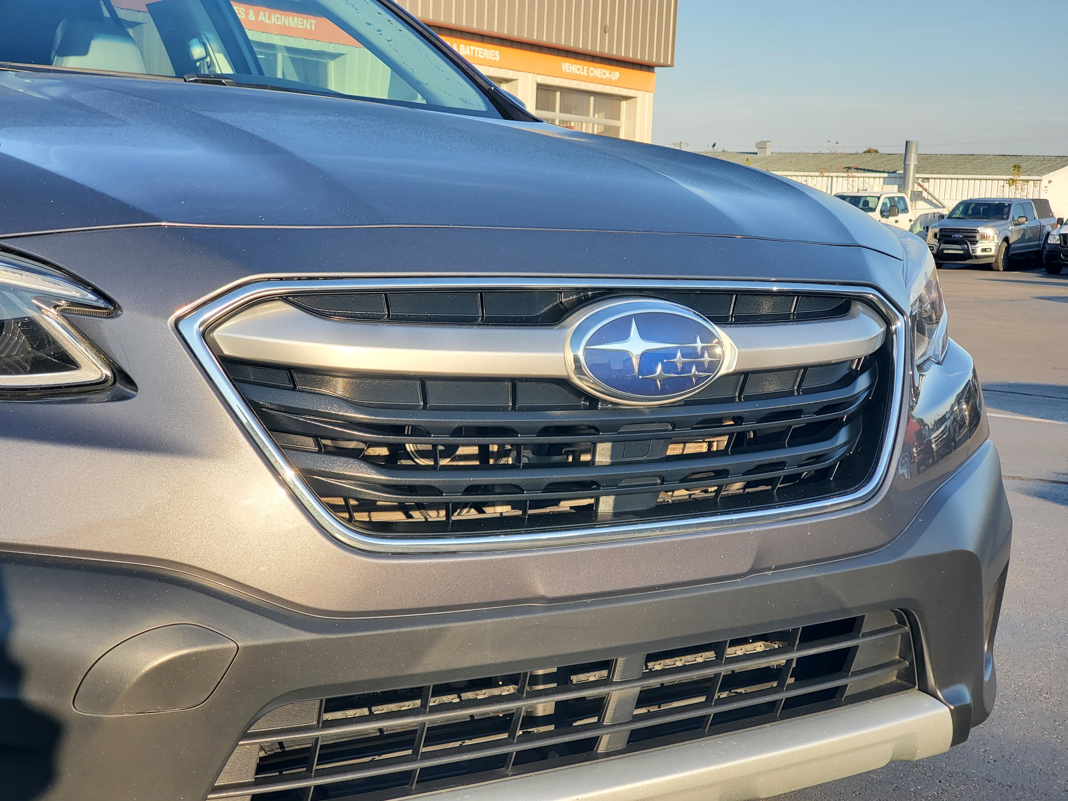 Used 2021 Subaru Outback Limited w/ Popular Package #2 AWD/4WD image 7