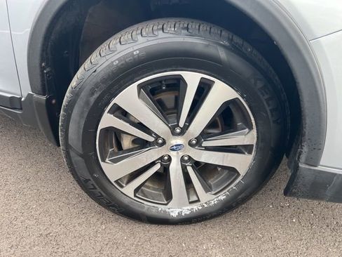 Used 2018 Subaru Outback 2.5i Limited image 37