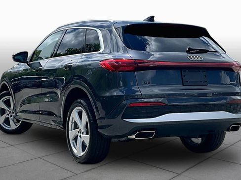 Used 2025 Audi Q5 Premium Plus w/ Premium Plus AWD/4WD image 12
