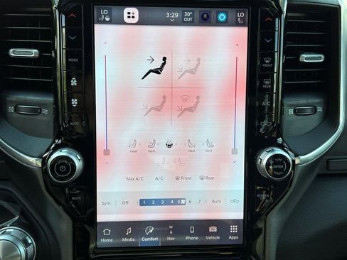 New 2026 RAM 1500 Laramie w/ Trailer Tow Group image 20