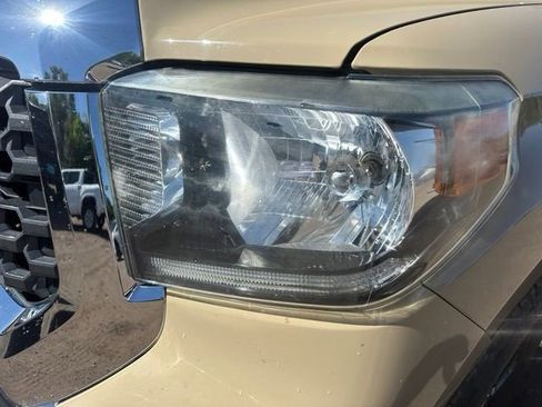 Used 2020 Toyota Tundra SR5 w/ SR5 Upgrade Package AWD/4WD image 9