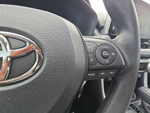 Used 2025 Toyota RAV4 LE image 17