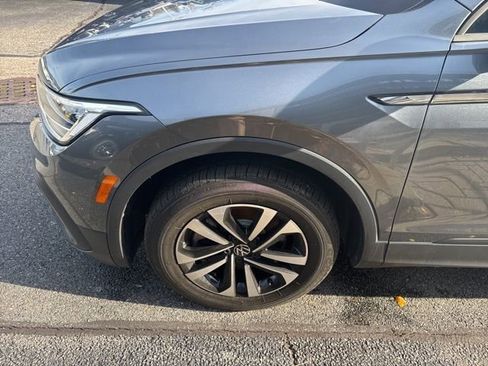 Used 2022 Volkswagen Tiguan S image 4