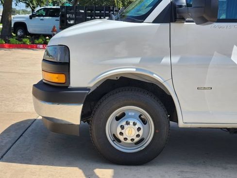 New 2026 Chevrolet Express 3500 w/ Power Convenience Package RWD image 14
