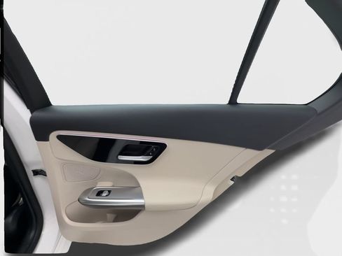 Used 2023 Mercedes-Benz C 300 Sedan image 28